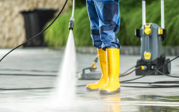 Best Commercial Building Pressure Washing  in Central City, NE